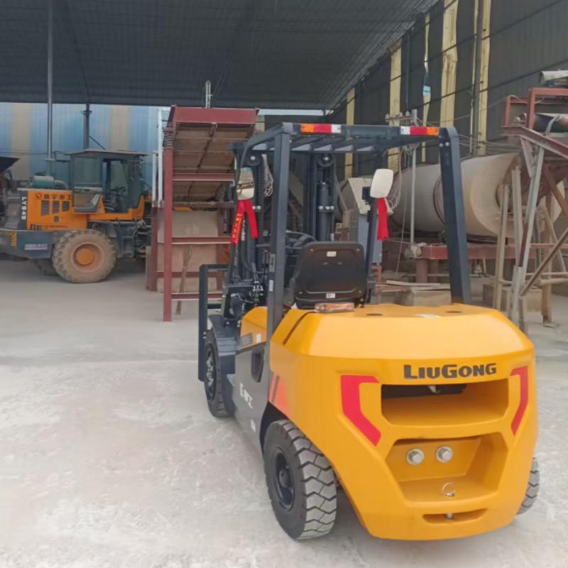 Maßgefertigter Schwerlast-Gabe – Heavy Equipment Useful Life Bewertung und Preis